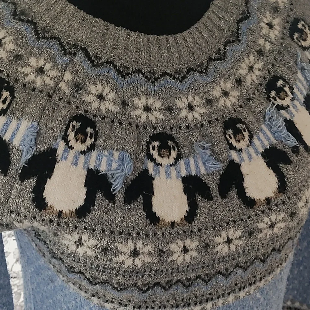 Holiday winter penguin sweater metallic blue knitted size small - Picture 2 of 10